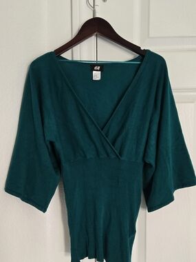 H&M Deep Teal V-Neck Knit Top
